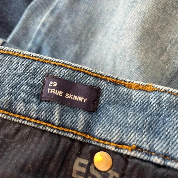 Gap Denim True Skinny distressed jeans size 29 - Picture 6 of 7